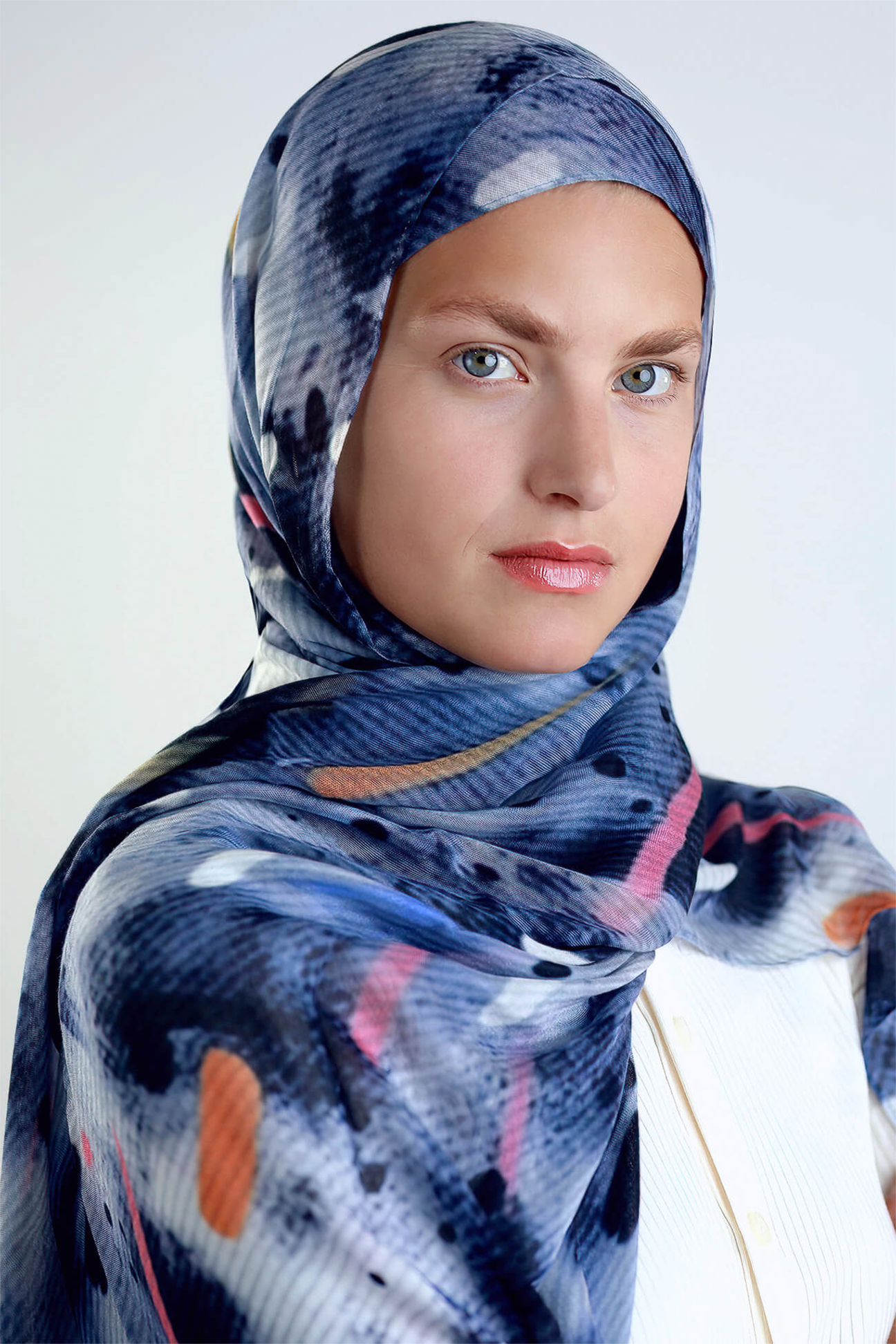 Modal Hijab - Arctic Lumina