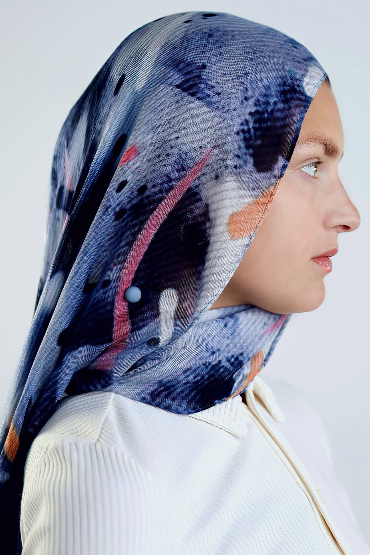 Modal Hijab - Arctic Lumina