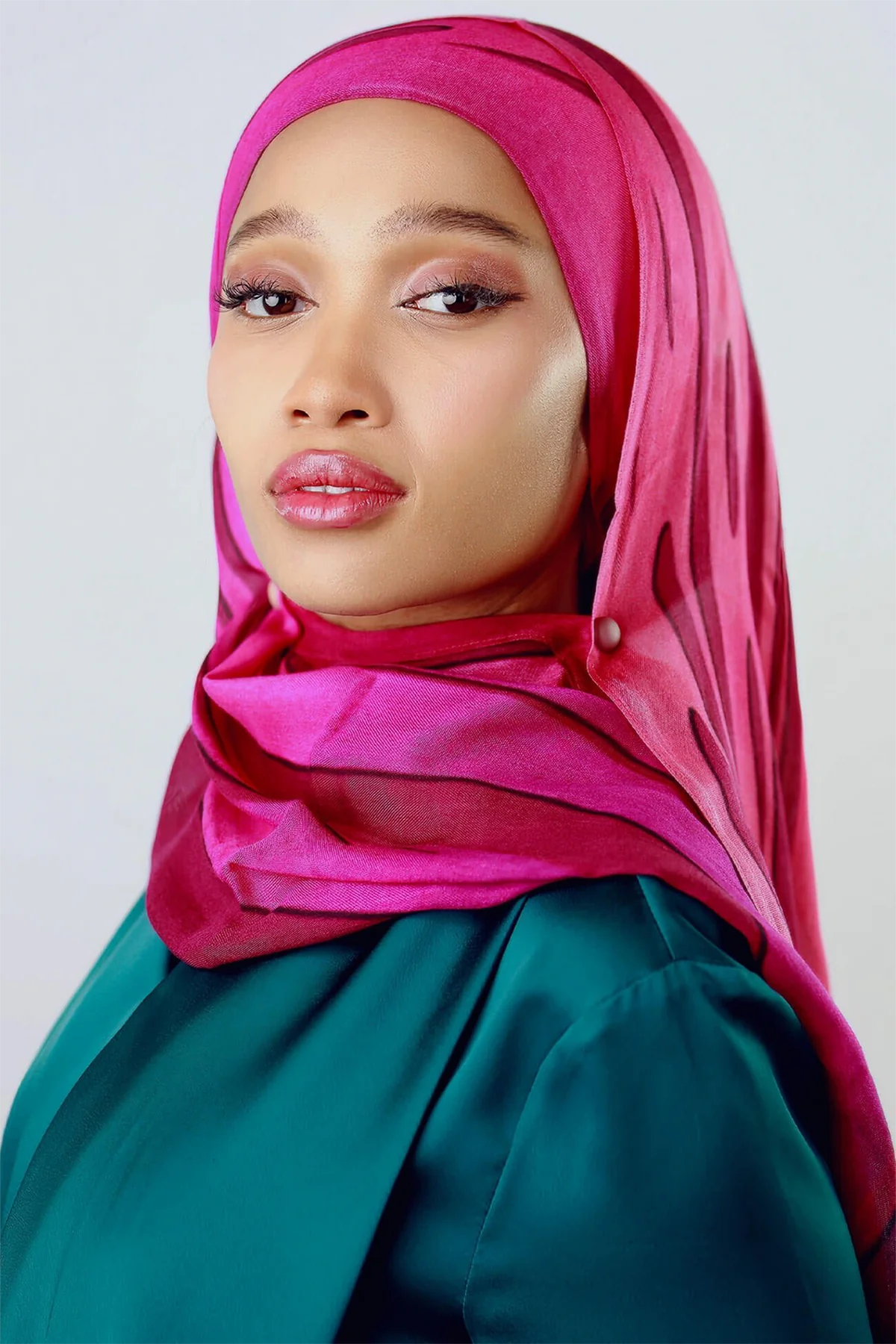 Modal Hijab - Charmella Whims