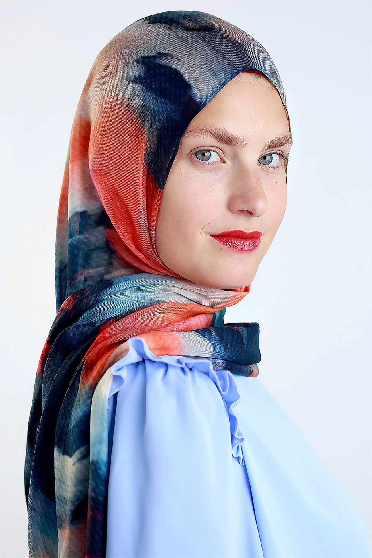 Modal Hijab - Enchanted Lumina