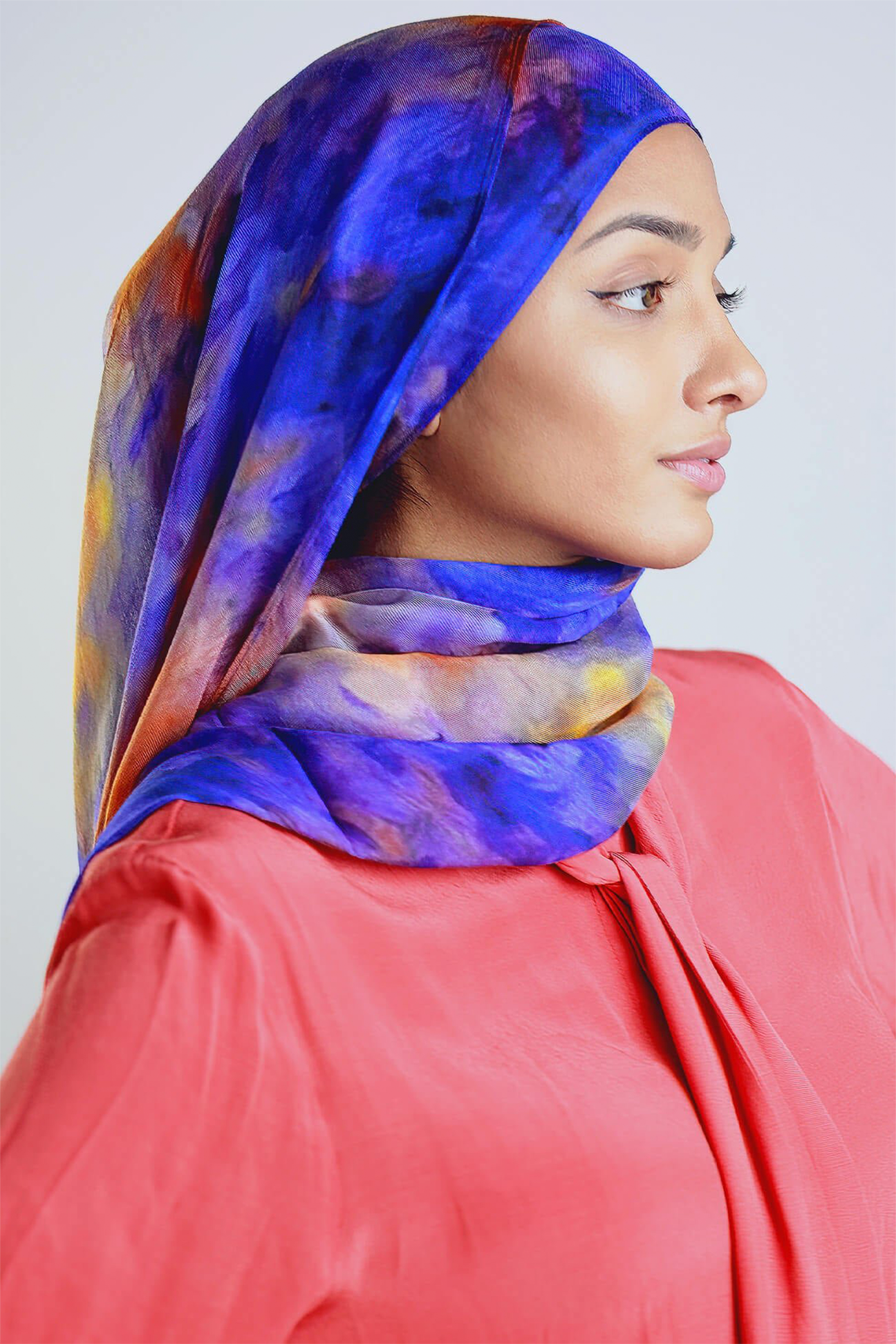 Modal Hijab - Glimmer Knotopia